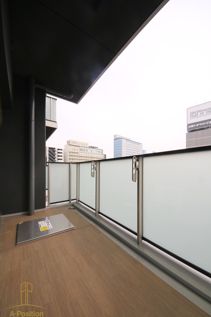 コンフォリア・リヴ本町WEST Q