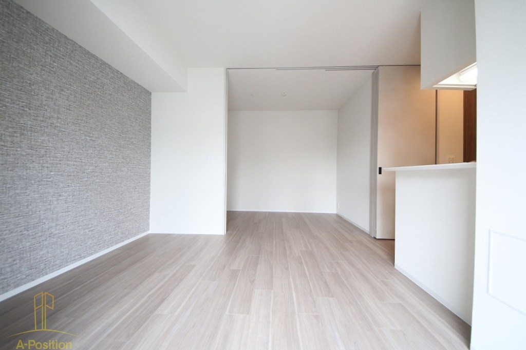 コンフォリア・リヴ本町WEST Q