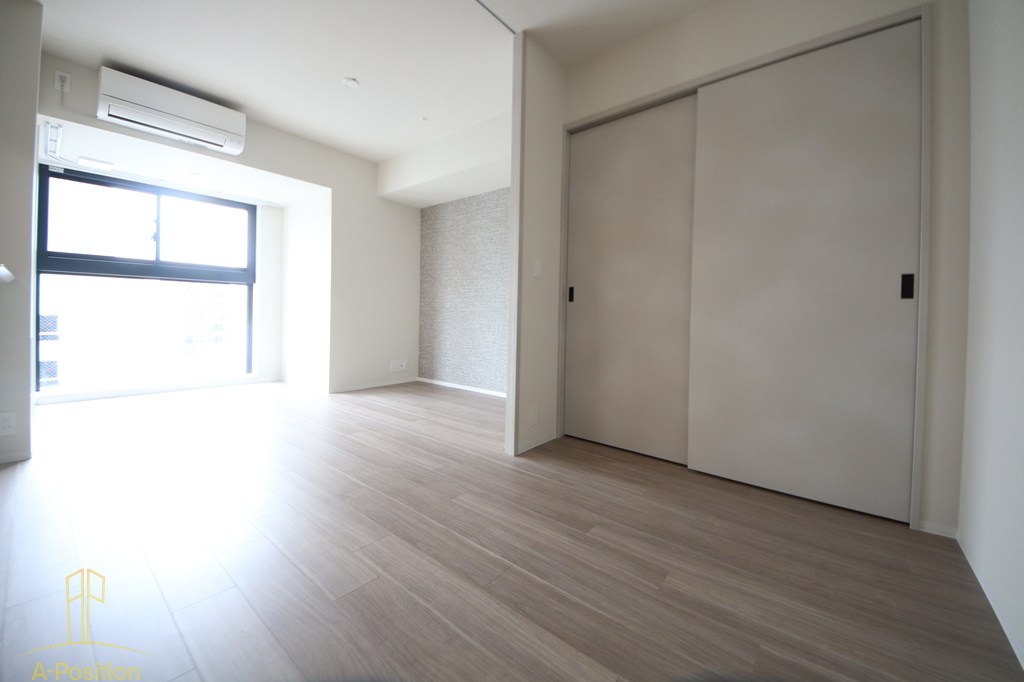 コンフォリア・リヴ本町WEST Q