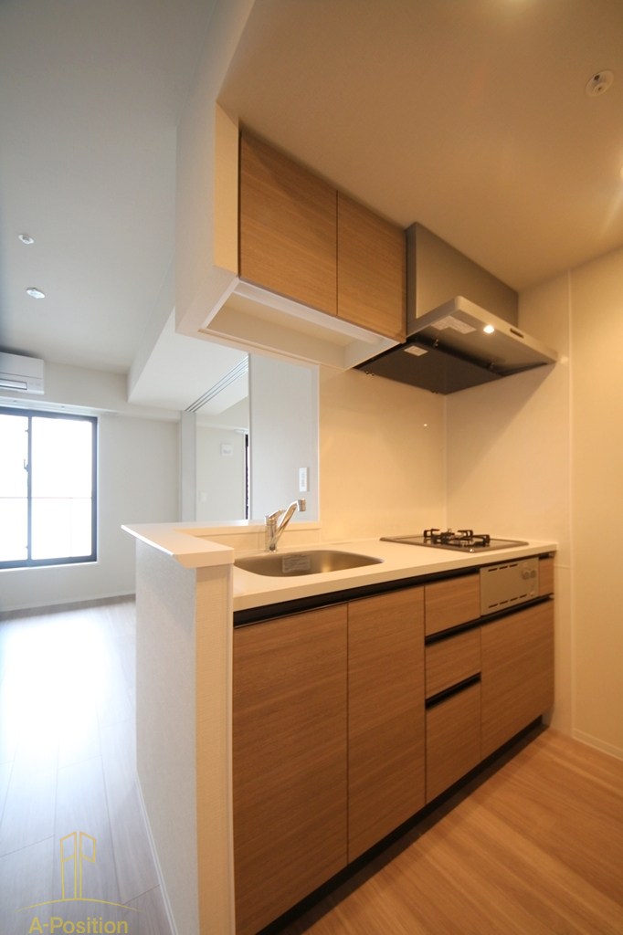 コンフォリア・リヴ本町WEST Q