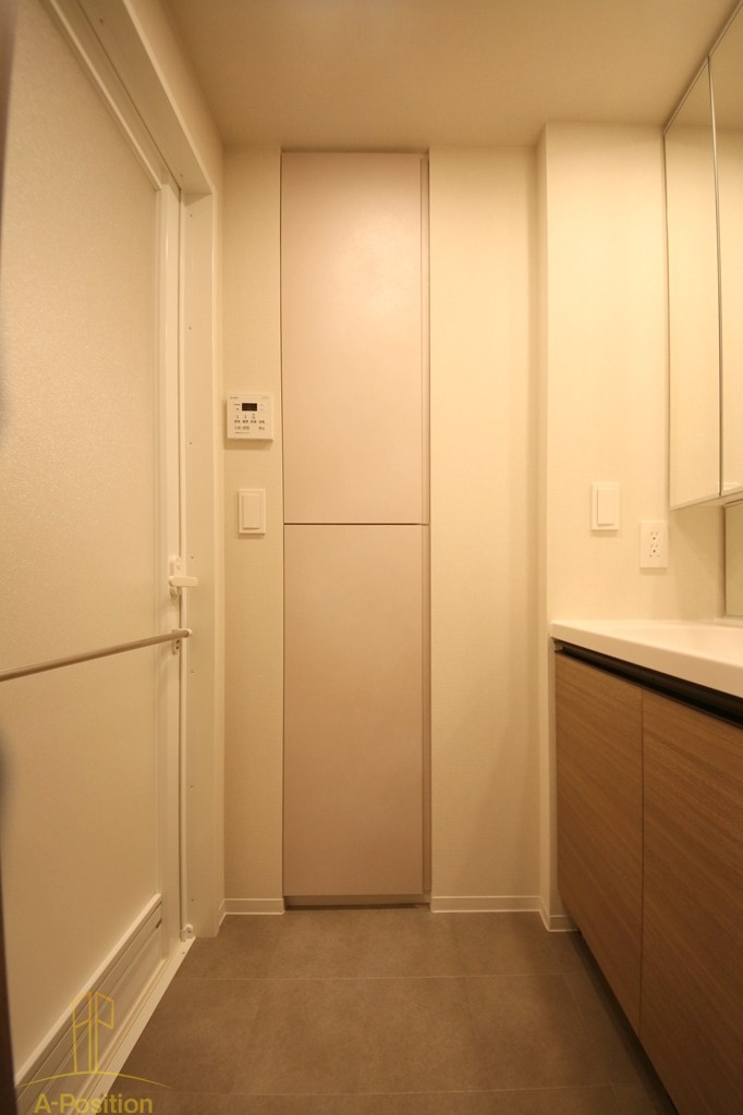 コンフォリア・リヴ本町WEST Q