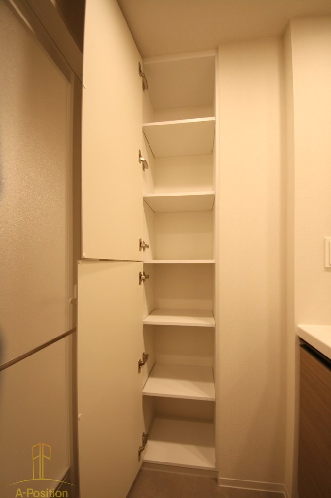 コンフォリア・リヴ本町WEST Q