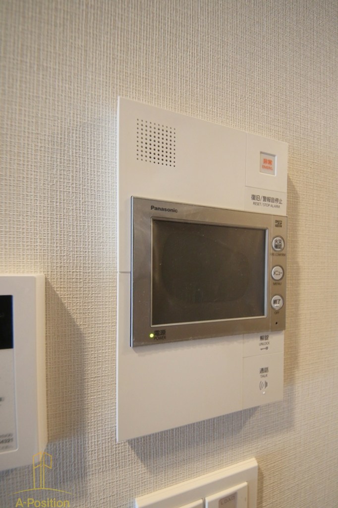 コンフォリア・リヴ本町WEST Q