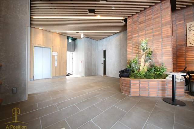 コンフォリア・リヴ本町WEST Q