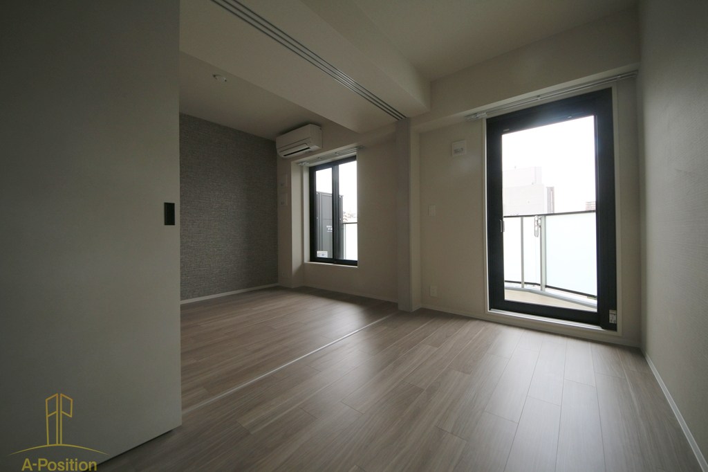 コンフォリア・リヴ本町WEST Q