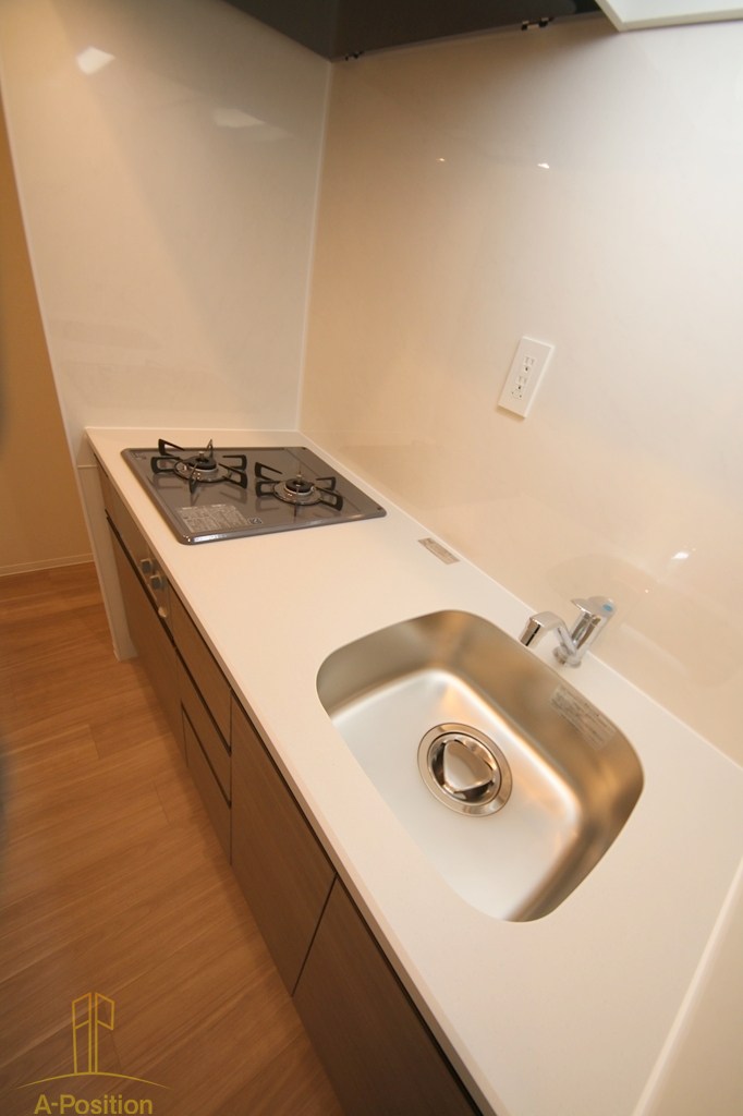 コンフォリア・リヴ本町WEST Q