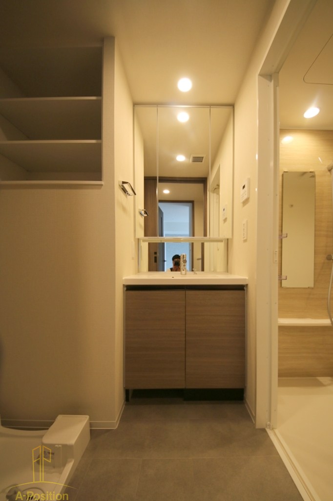 コンフォリア・リヴ本町WEST Q