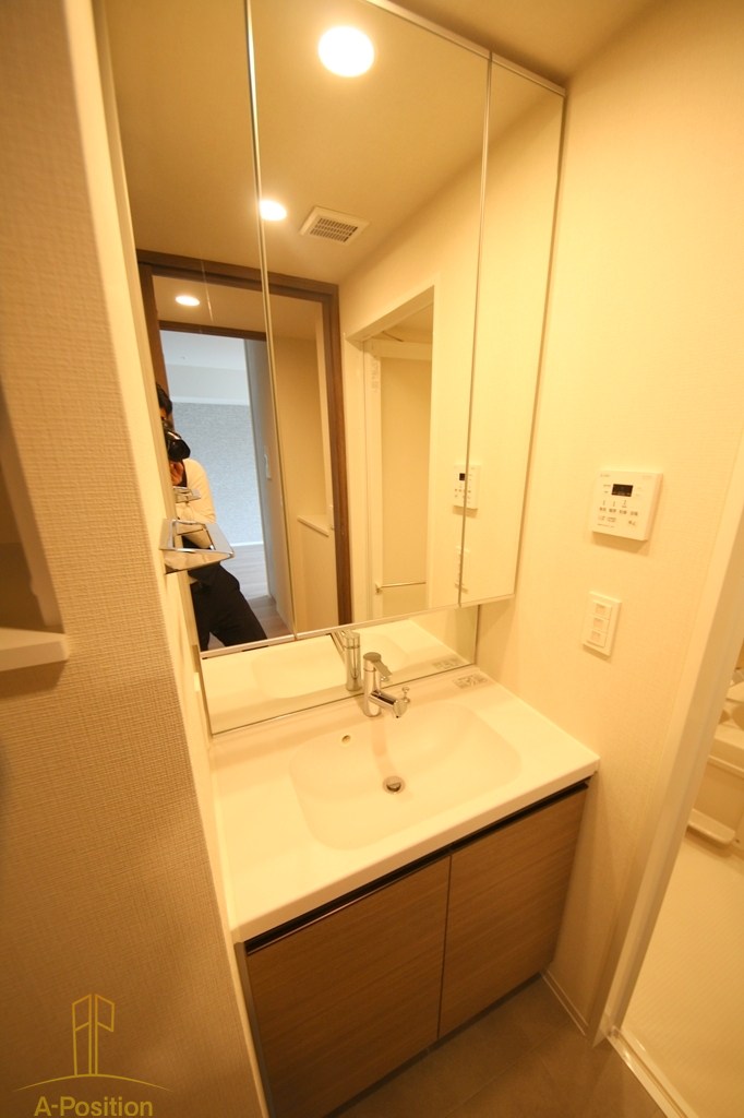 コンフォリア・リヴ本町WEST Q