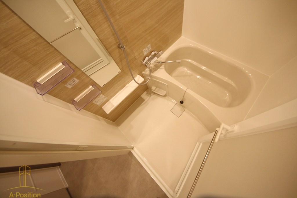 コンフォリア・リヴ本町WEST Q