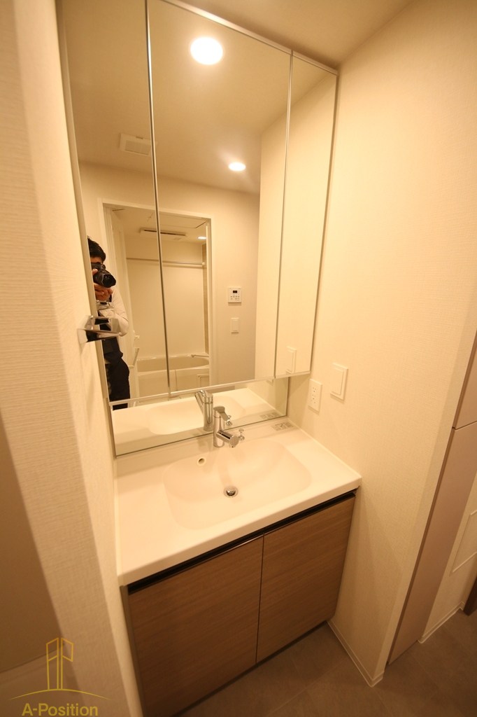 コンフォリア・リヴ本町WEST Q