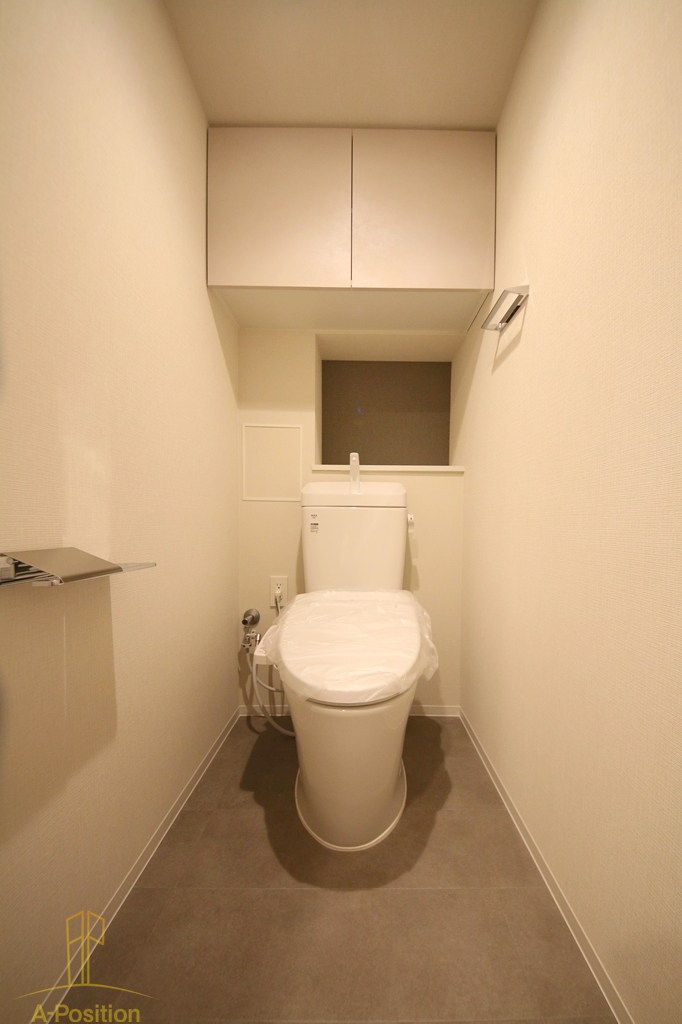 コンフォリア・リヴ本町WEST Q