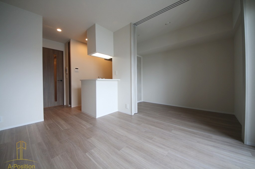 コンフォリア・リヴ本町WEST Q