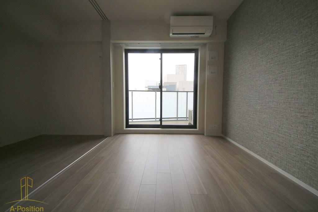 コンフォリア・リヴ本町WEST Q