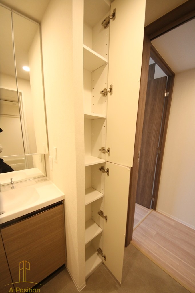 コンフォリア・リヴ本町WEST Q