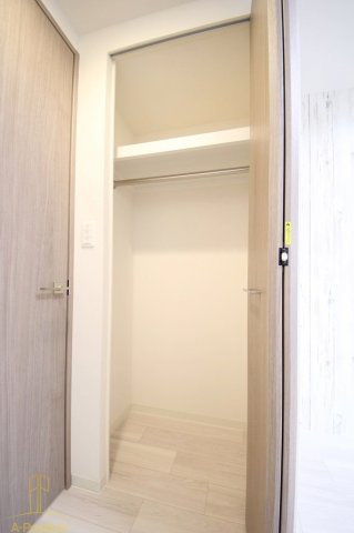 プレサンス福島ミッドエル