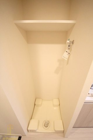 プレサンス福島ミッドエル