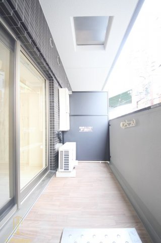 プレサンス福島ミッドエル