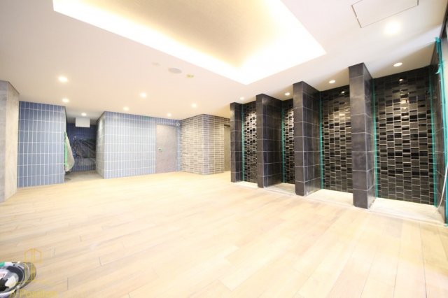 プレサンス福島ミッドエル