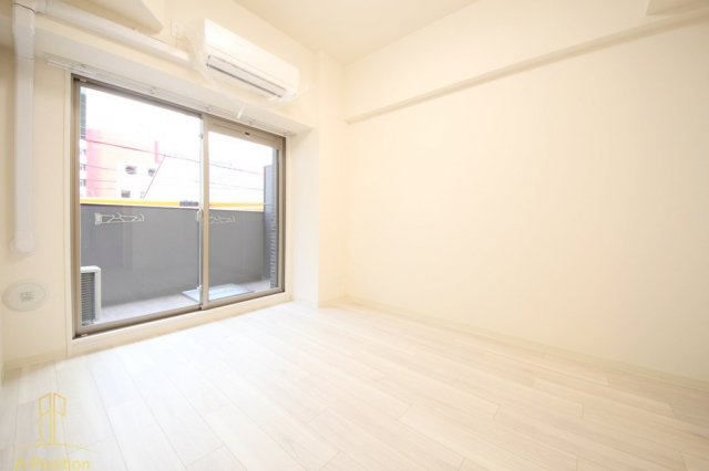 プレサンス福島ミッドエル