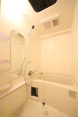 プレサンス福島ミッドエル