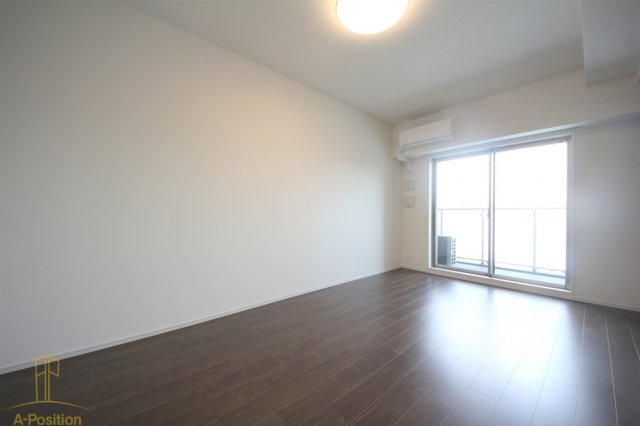 コンフォリア阿波座 