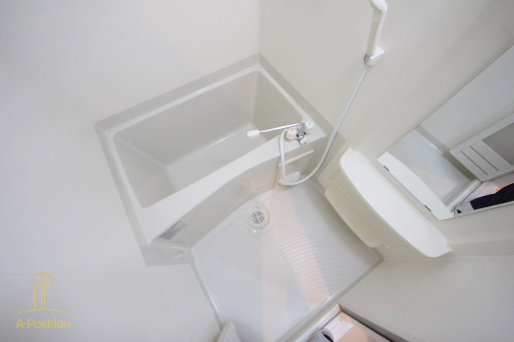 クリスタルブライト谷町