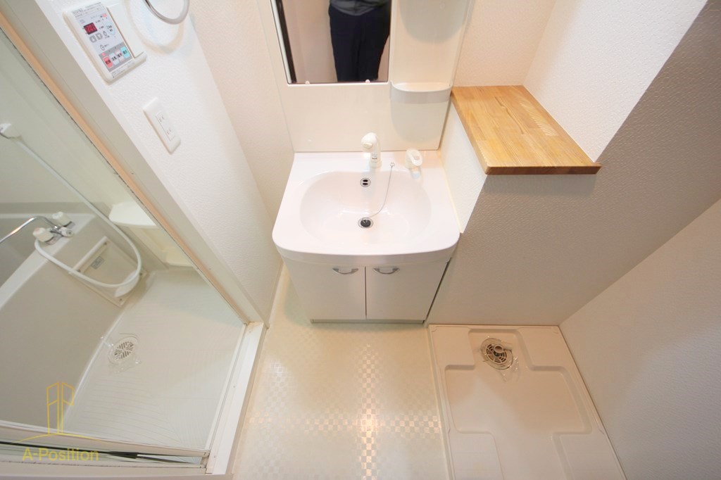 クリスタルブライト谷町