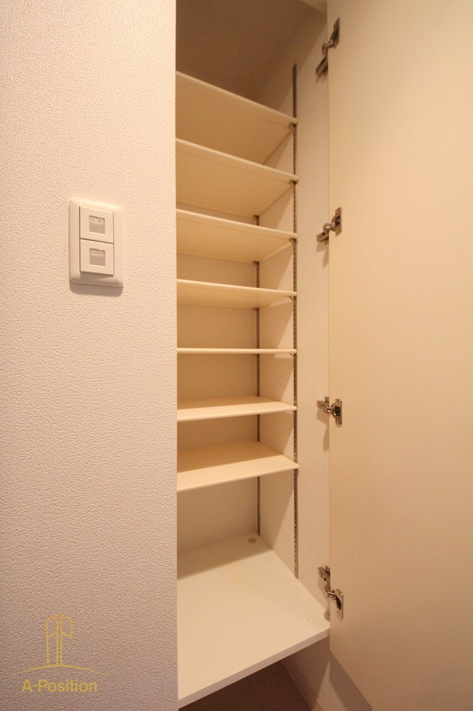 クリスタルブライト谷町