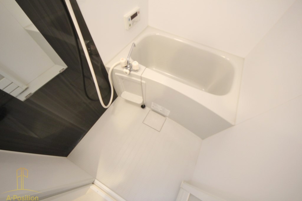 エスカーサ大阪WEST九条駅前