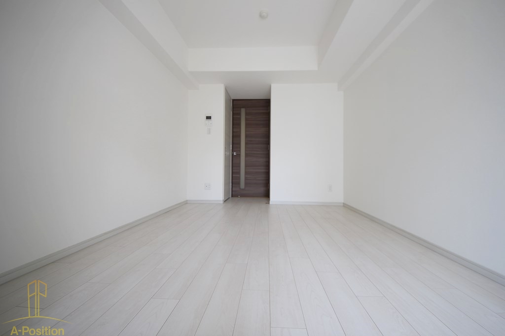 エスカーサ大阪WEST九条駅前