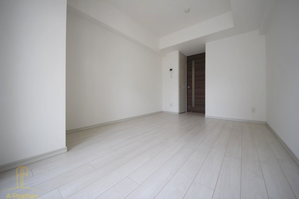 エスカーサ大阪WEST九条駅前