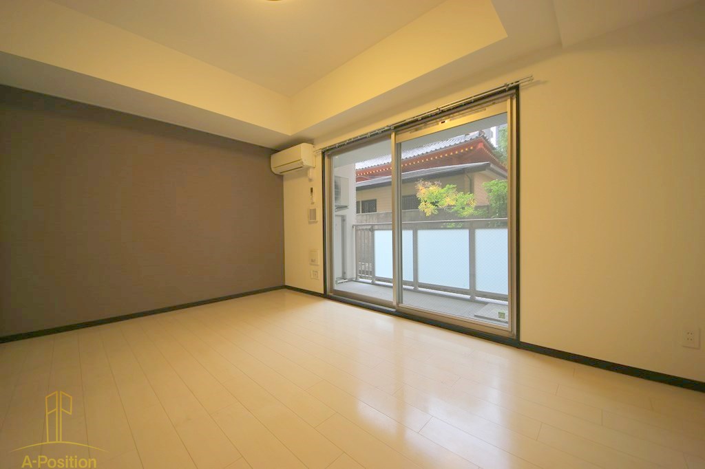 RESIDENCE SHINO