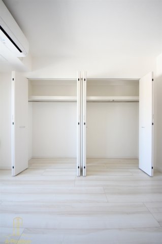 プラシード新町