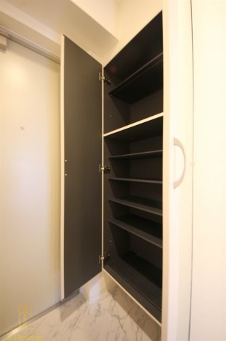 プラシード新町