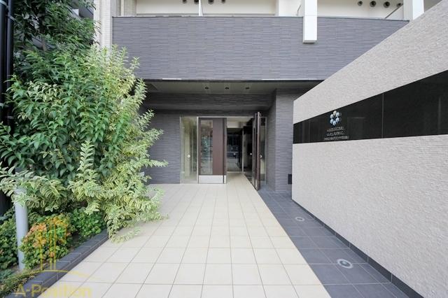 クリスタルグランツ梅田