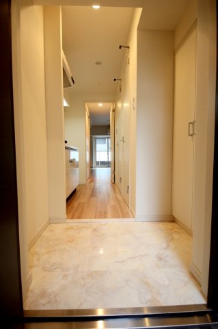 スプランディッド淀屋橋DUE（ドューエ）