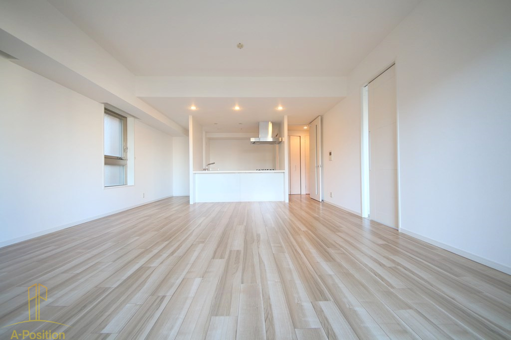 リビングダイニングキッチン18.1帖