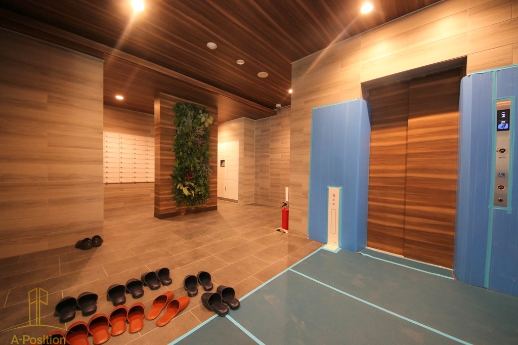 アプリーレ西本町