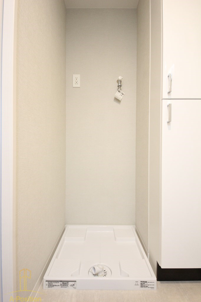 GLUCKMAISON/S-EBIE XI