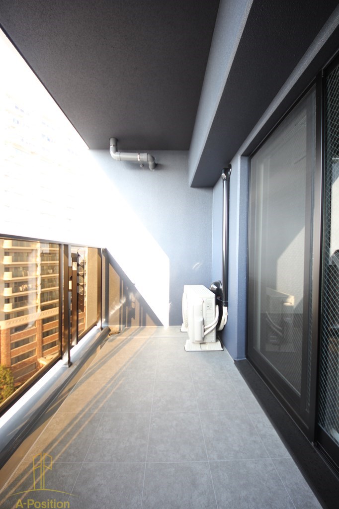 GLUCKMAISON/S-EBIE XI
