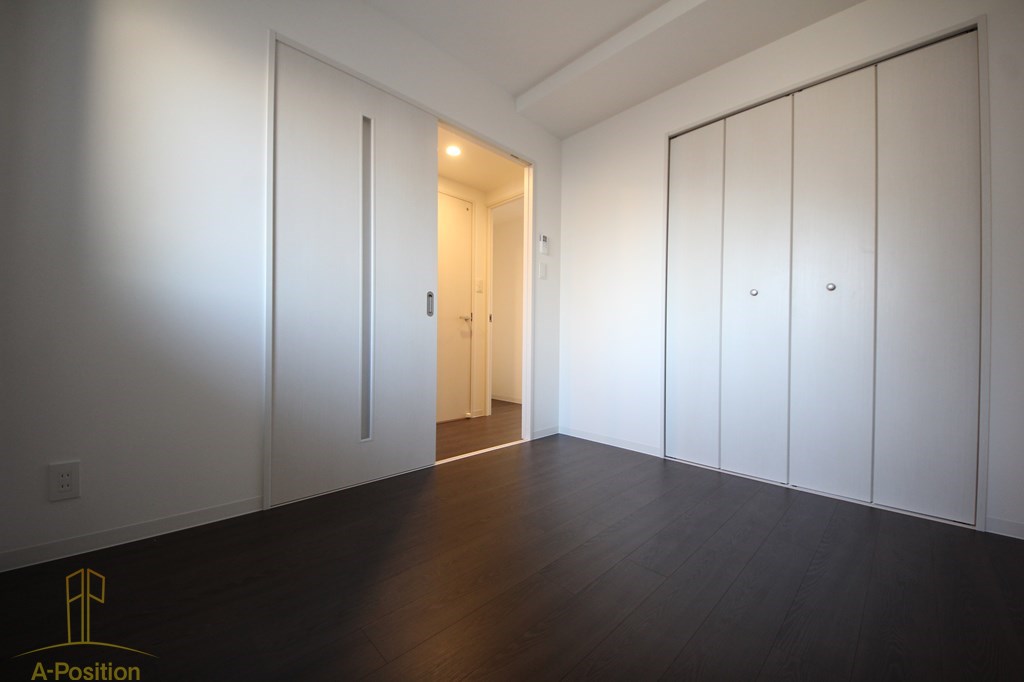 GLUCKMAISON/S-EBIE XI