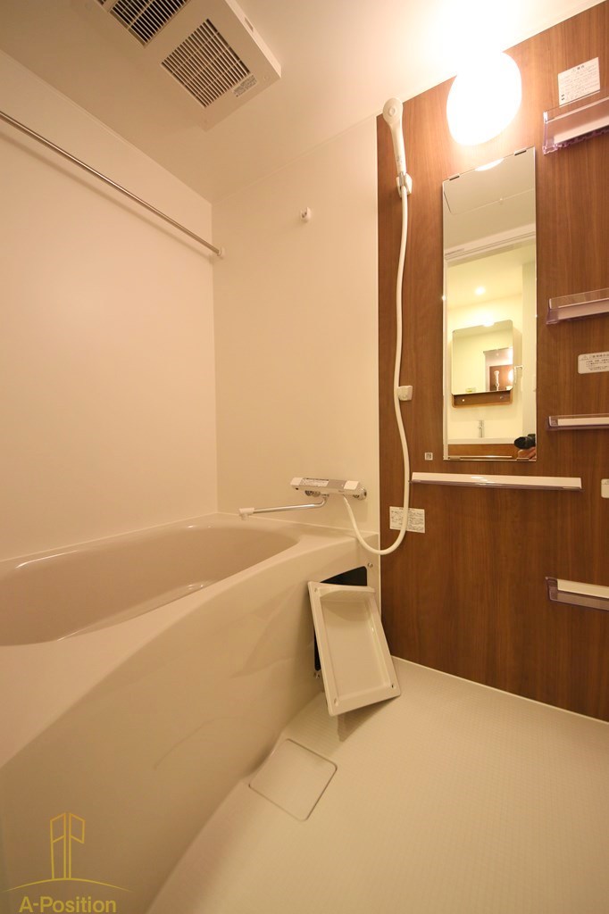 セレニテ堺筋本町リアン