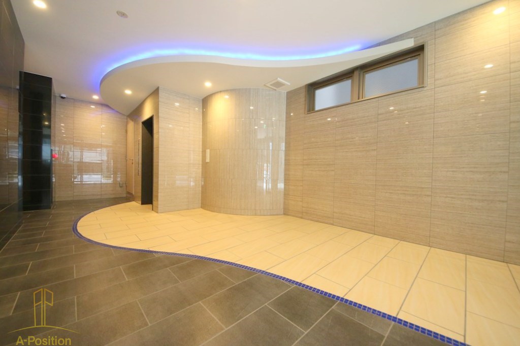 セレニテ堺筋本町リアン