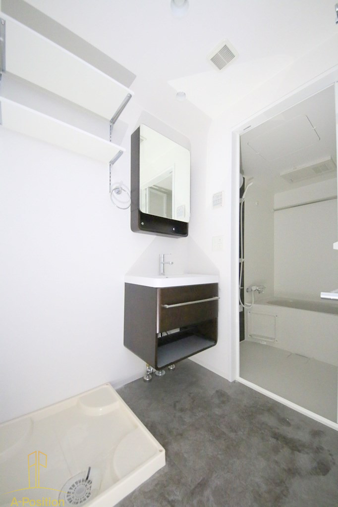 セレニテ福島アリア