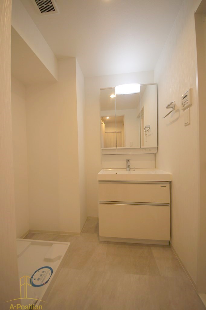 プレジオ難波ASIAN