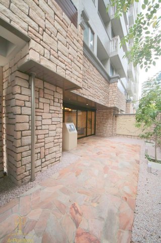 プレジオ難波ASIAN