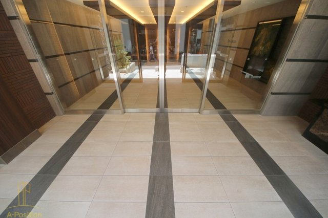 フォーリアライズ梅田レーベン