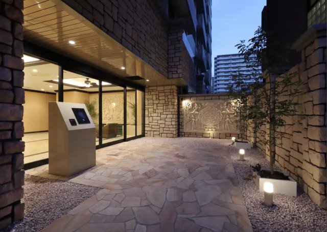 プレジオ難波ASIAN