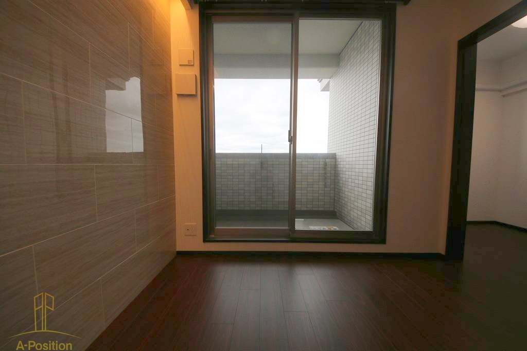 プレジオ難波ASIAN