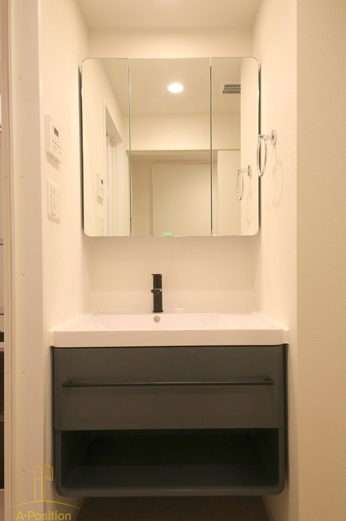 セレニテ本町東リアン